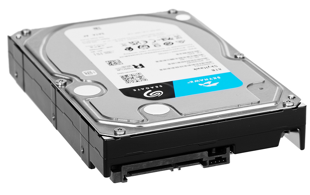Unitate SATA III SkyHawk de 8 TB pentru sisteme de supraveghere și securitate