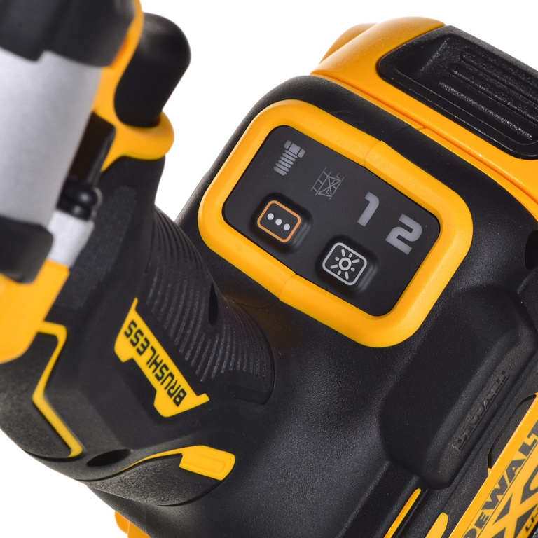 Schlagschrauber 1/2" 18V 406Nm 2x5.0Ah DCF921P2T DEWALT